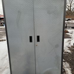 Gladiator metal tool / storage cabinet