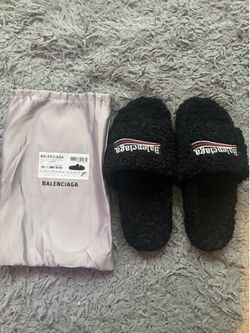 Balenciaga fur slides black