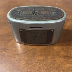 VINTAGE SAVINGS COIN BANK NO KEY