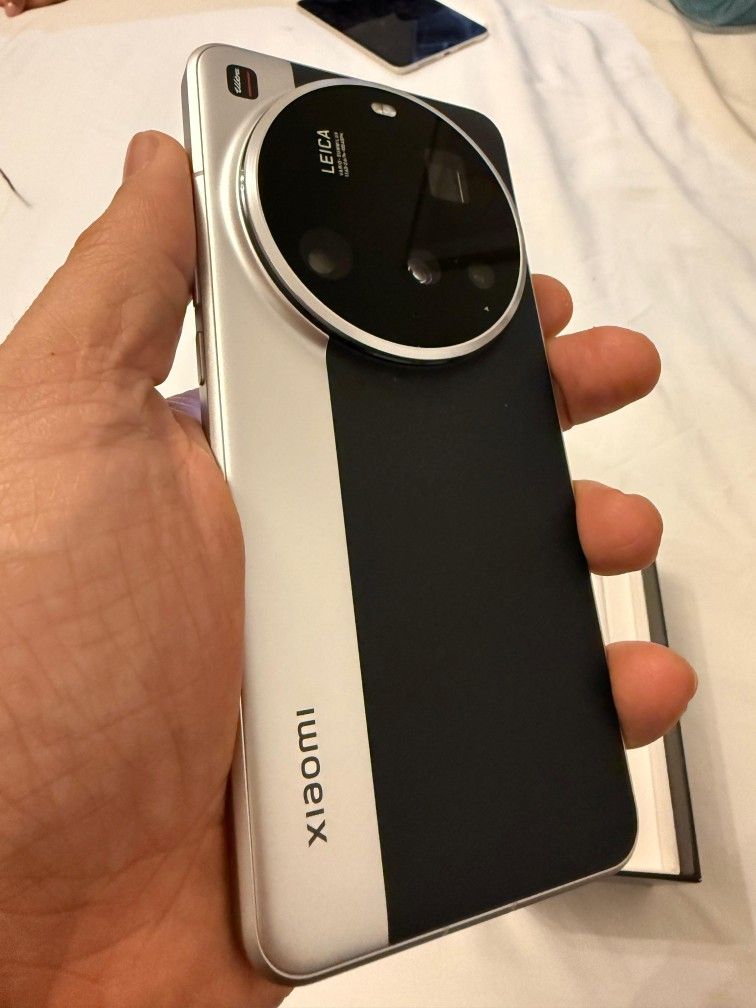 Xiaomi 15 Ultra 1TB 32 RAM CN Version