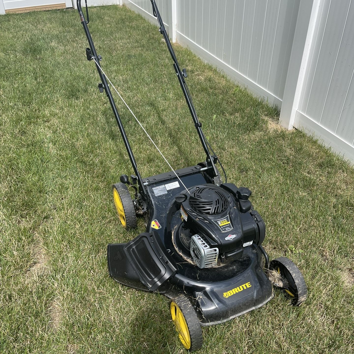 Brute e500 lawn mower hot sale