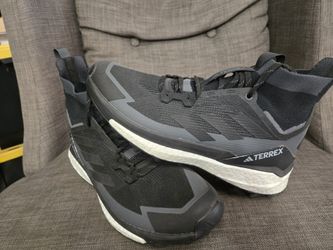 Adidas Terrex Free Hiker...size 9.5..100%..authentic 