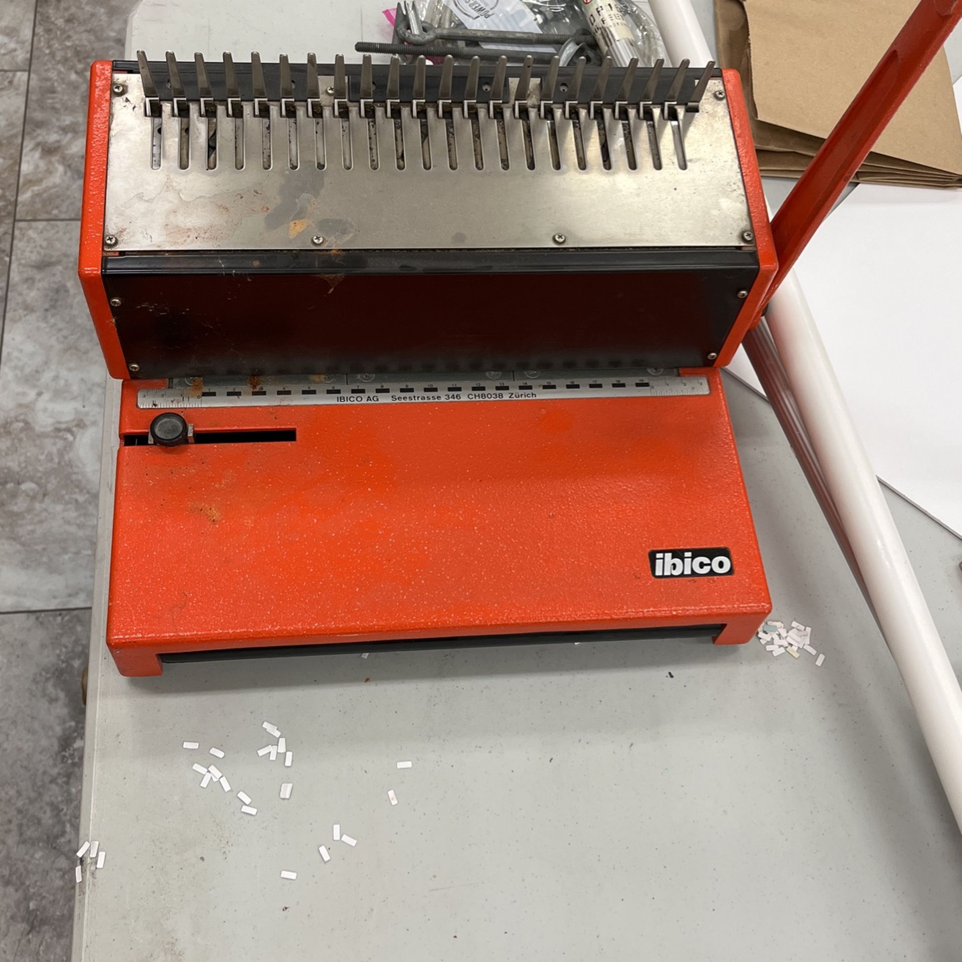 Ibico AG Binding Machine AG Seestrasse 346 CH8038 Zurich