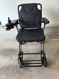 Electric wheelchair