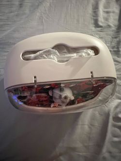 handmade decoden tissue dispenser.