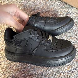 Toddler Boys Black Nikes