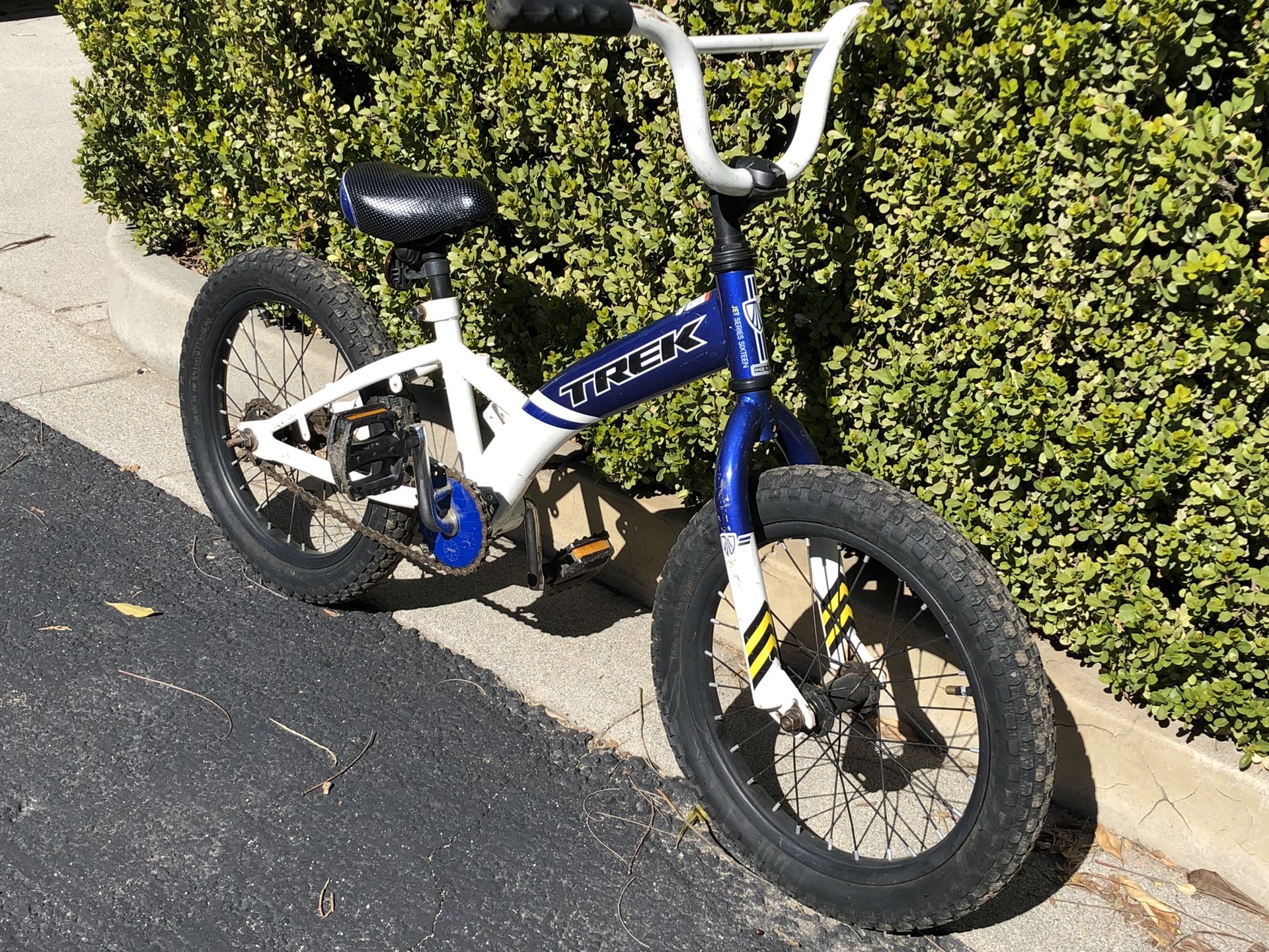 Trek jet deals