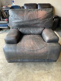 Living Room (Leather Is Faded )