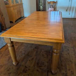 Large adjustable dining room table