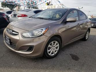 2013 Hyundai Accent GLS 4dr Sedan