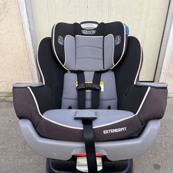 GRACO EXTEND 2FIT CONVERTIBLE