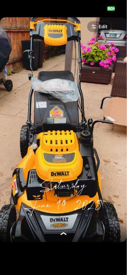 Dewalt Lawnmower Self propelled New