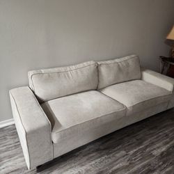 Loveseat 