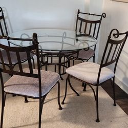 Round Dining Table Set 