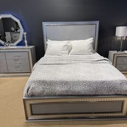 Metallic Gray Glam Queen Bed