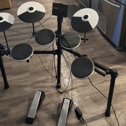Roland TD-02