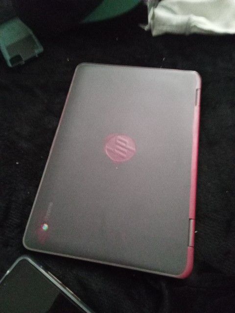 HP Chromebook Touchscreen 