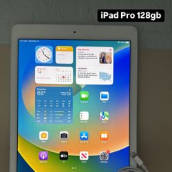iPad Pro 128gb. Like New And Unlocked! 