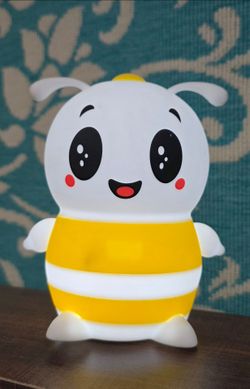 New Squishy Bee Nightlight Rechargeable With Remote Control
