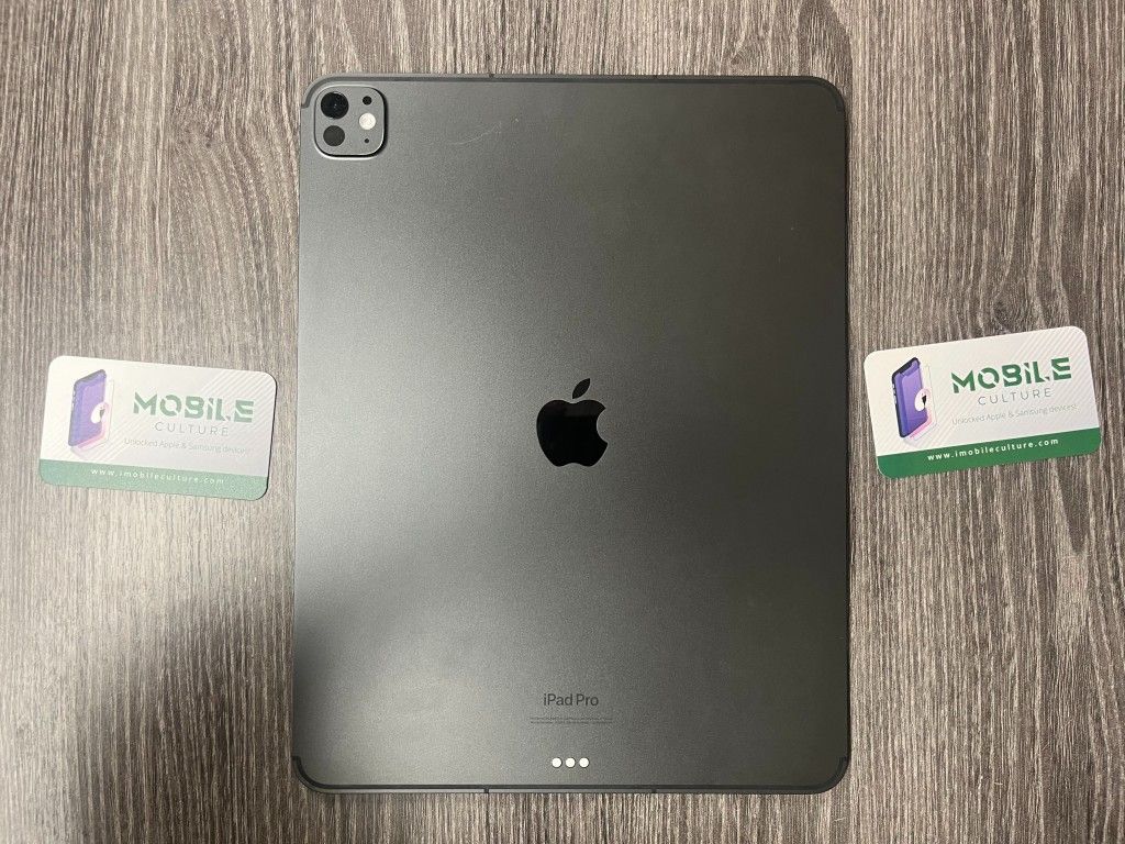 Unlocked Space Black iPad Pro 13” 7th Gen 256gb LTE (90 Day Same As Cash Financing Available)