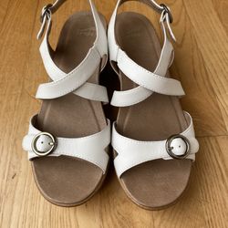 Dansko sandals Womens 9 (EU 40)