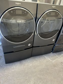 Whirlpool Front Load Washer And Dryer Set 