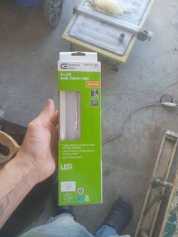 9 inch LED under cabinet light