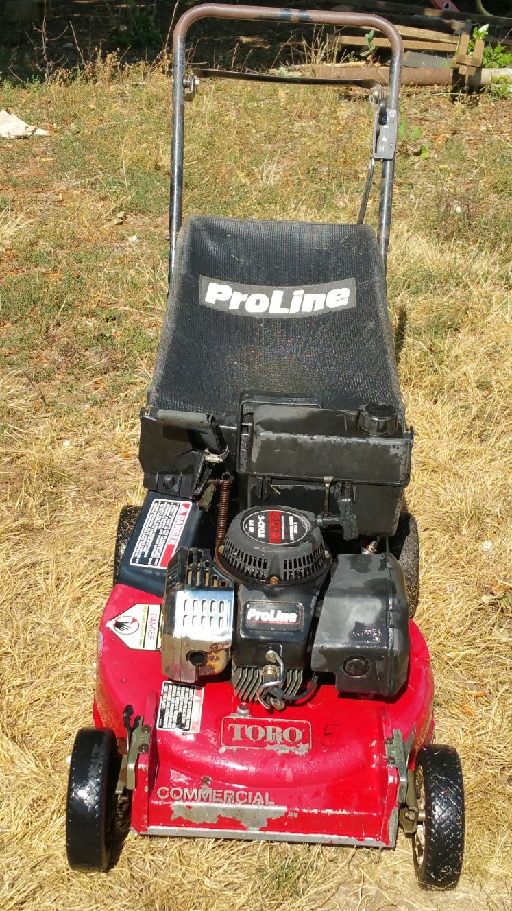 Toro COMMERCIAL Proline 2-Cycle Lawn Mower for Sale in Salem, OR - OfferUp