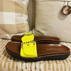 Women’s Donald J Pliner Femie Slip On Sandals Size 8