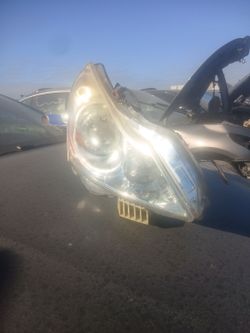 2013 Infiniti G37 pr 2014, 2015 Q40 Sedan right headlight
