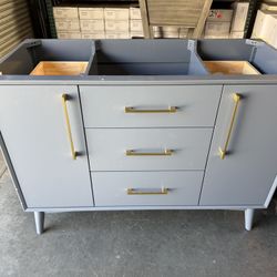 Beautiful Jeffrey Alexander Blue Vanity New Scratch/dent 2k New