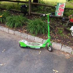 Razor Scotter E200 Series