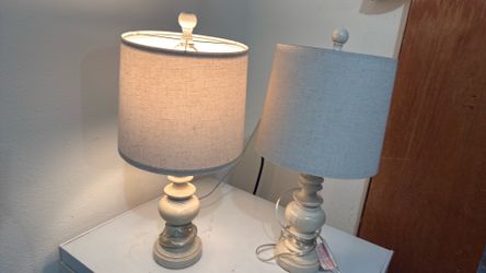 Table lamps seat