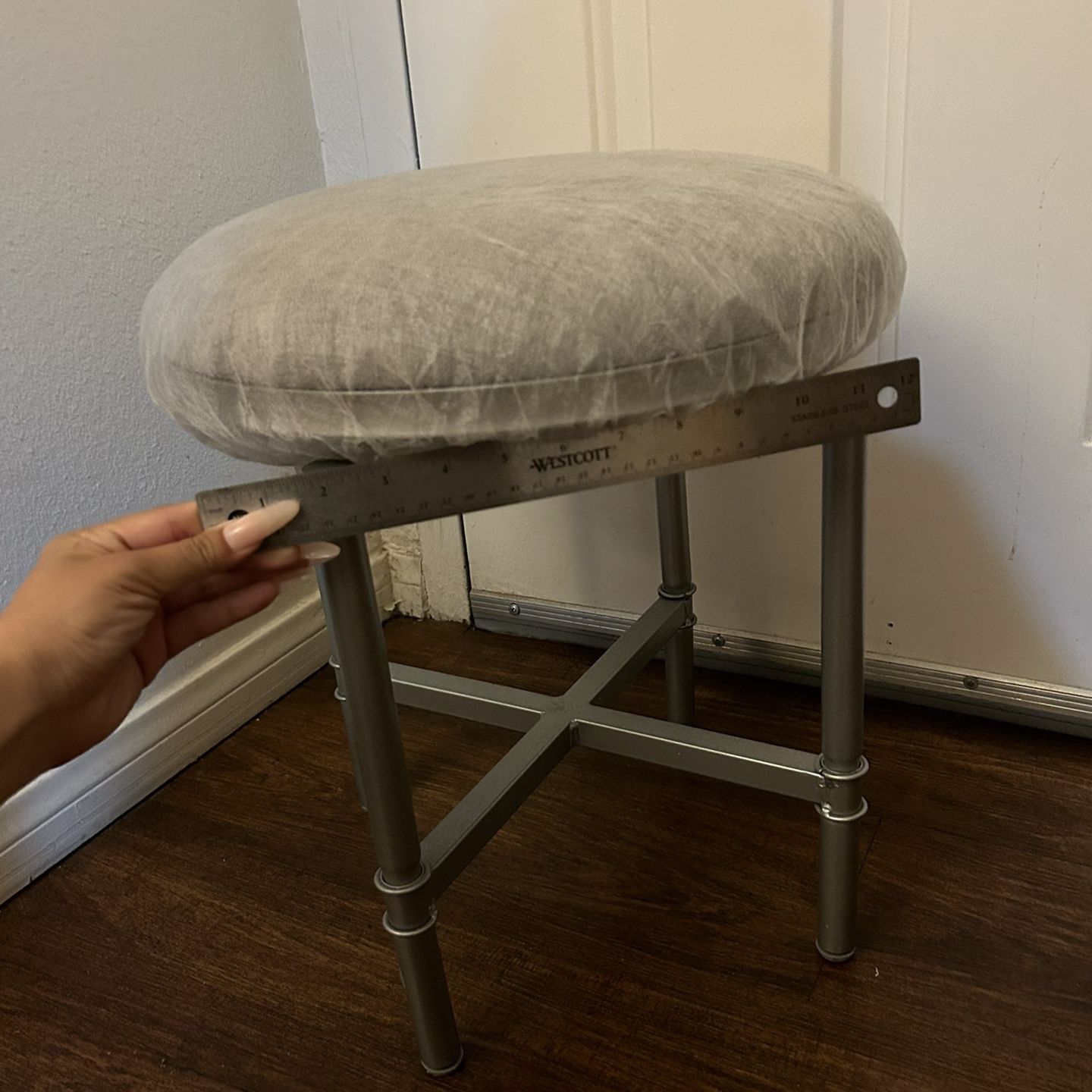 Small Grey Swivel chair - NEGOTIABLE 