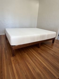 Newer Queen Mattress & Wood Platform Frame