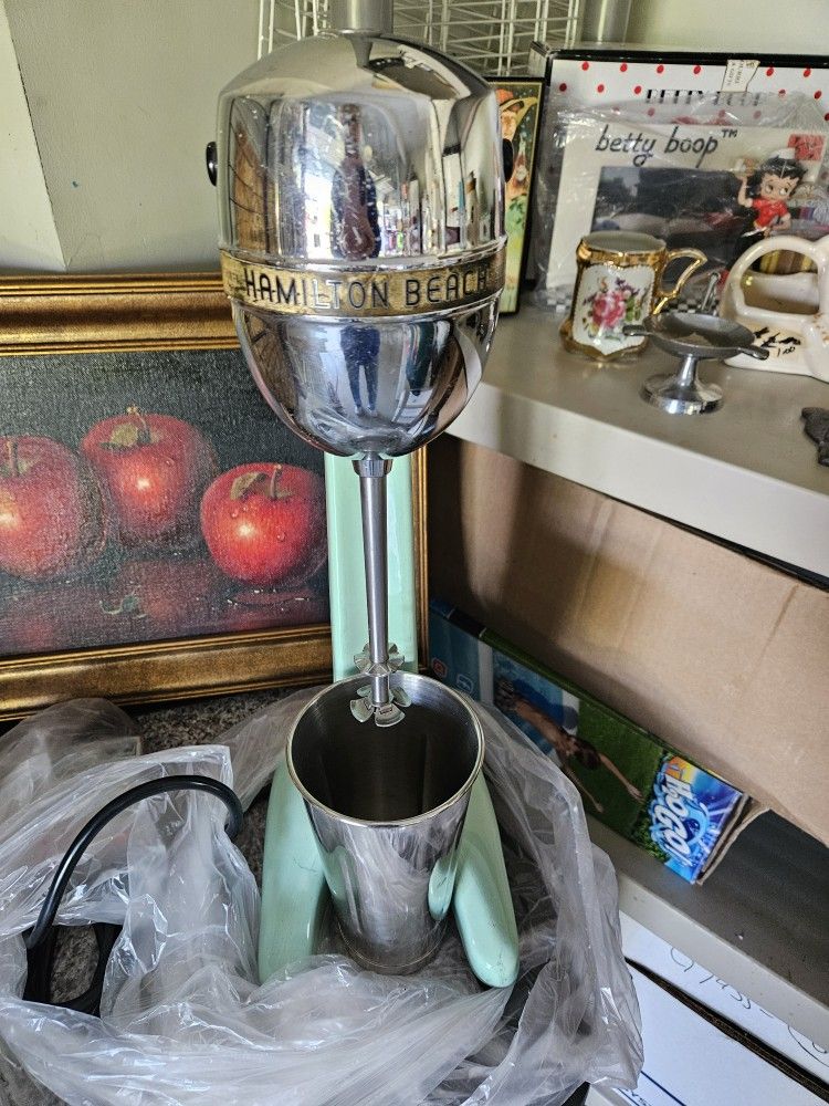 Vintage Malt /Milkshake Maker