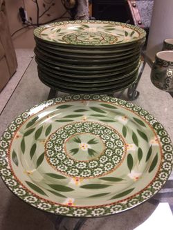 12 Dinner serving set Temptations