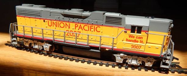 HO Union Pacific GP38 model train locomotive