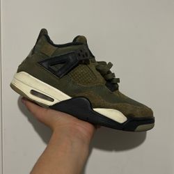 Jordan 4 Olives Size 7y