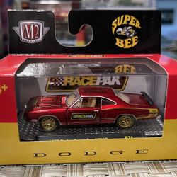 m2 machines 1/64 1970 Dodge Charger Super Bee non-Chase