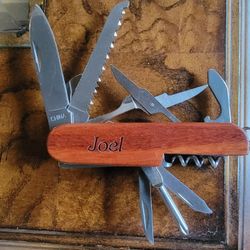 Multi 9 Tool Pocket Knife 