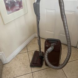 Kenmore Whispertone Vacuum