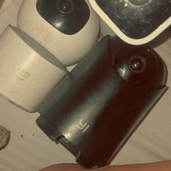 3 Indoor/outdoor Camera W Tablet 