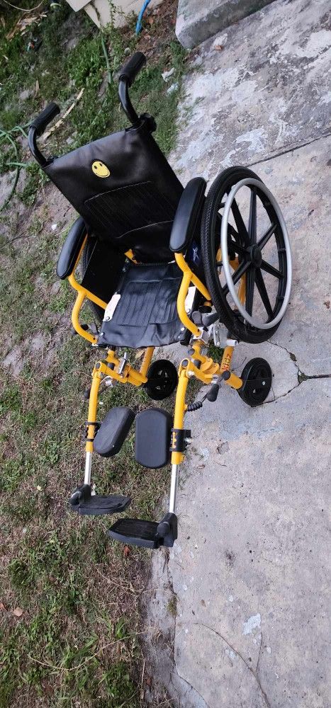 Kids Wheelchair