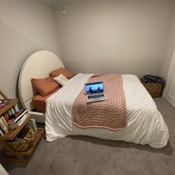 Bed Frame & Mattress 