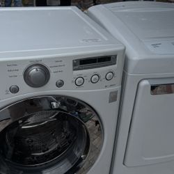Washer And Dryer LG 