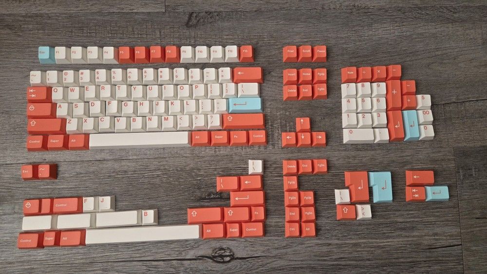 GMK Coral Base + Novelties