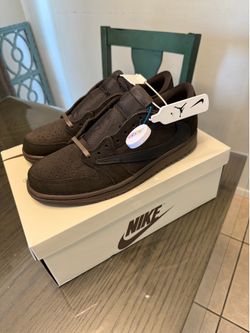 Jordan 1 low Travis Scott velvet brown men’s size medium 10