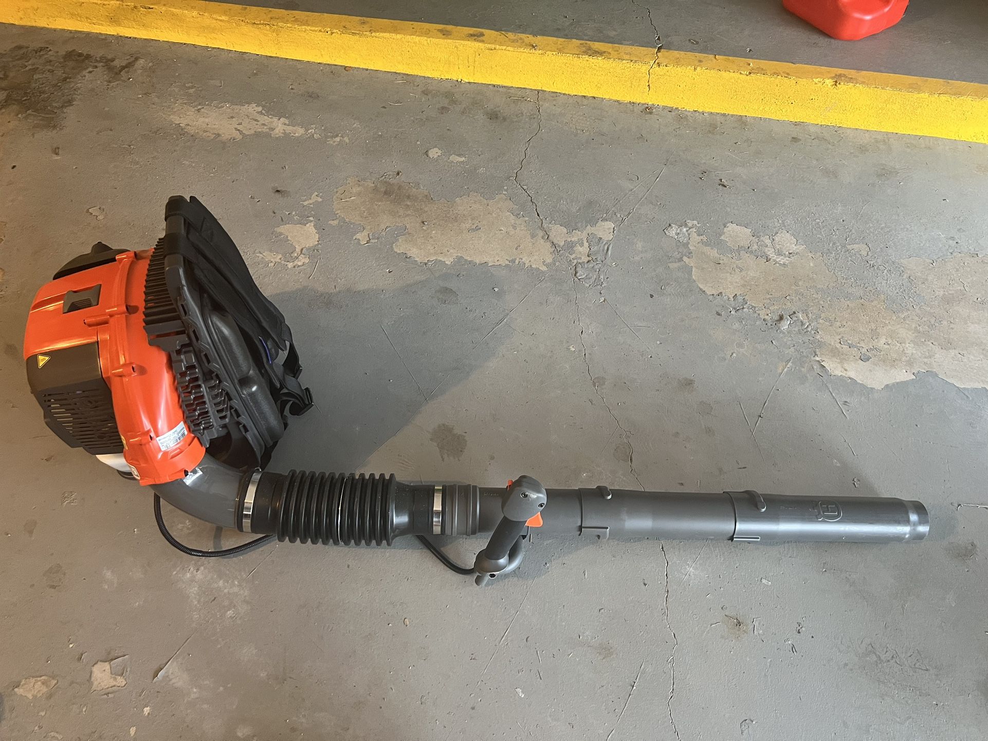 Husqvarna 360BT Gas Leaf Blower