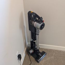 LG Cordless Vacuum 